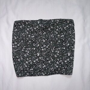 American Eagle Size XS Green & White Spring Floral Boho Crop Tube Top